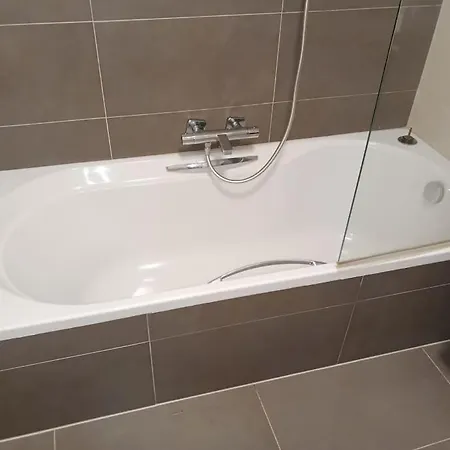 Apartment Hert Vlakbij Zee