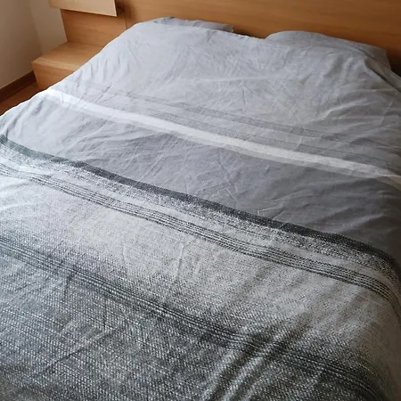 Hert Vlakbij Zee * Ostend