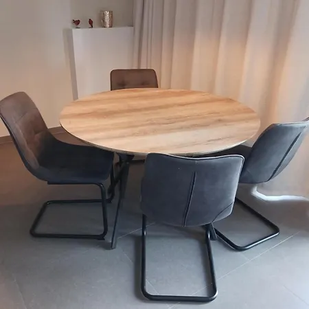 Apartment Hert Vlakbij Zee *