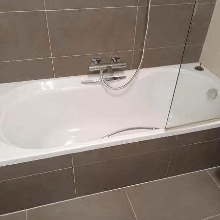 Apartment Hert Vlakbij Zee *
